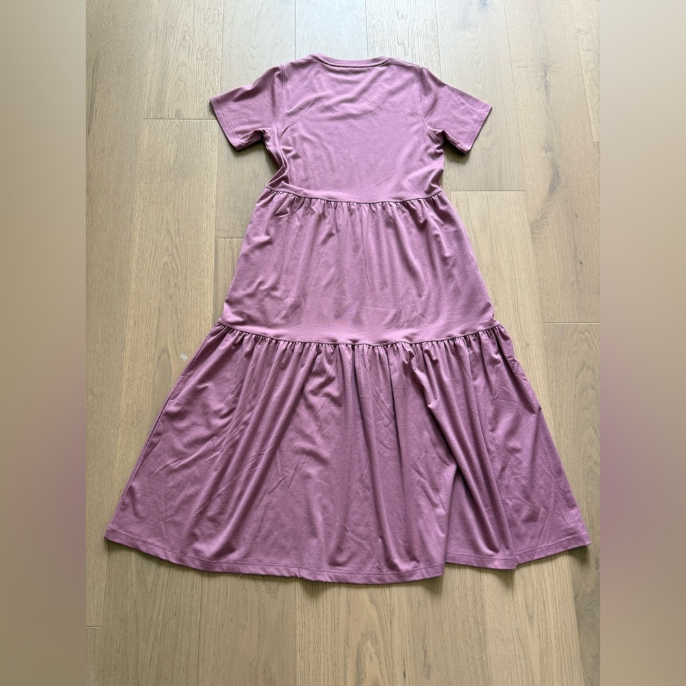Woolx Lucia Dress Mesa Rose Tiered short sleeve- Medium- NEW